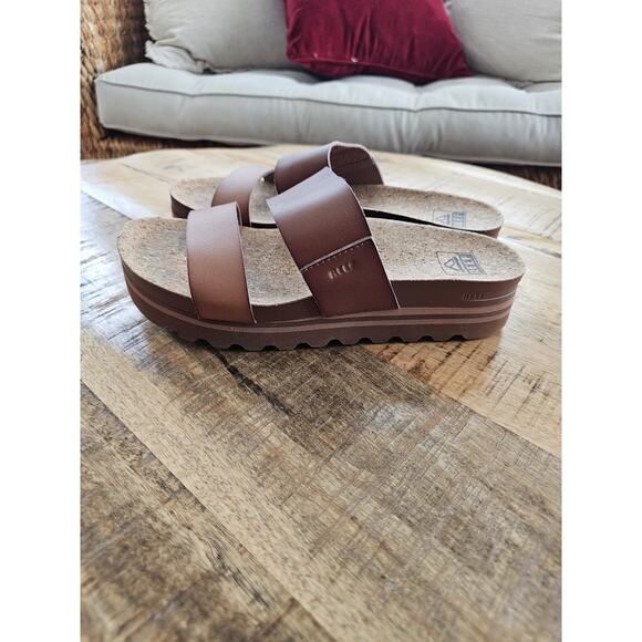 REEF Brown Cushion Vista Hi Platform Sandals Women's Size 8 - Picture 5 of 12